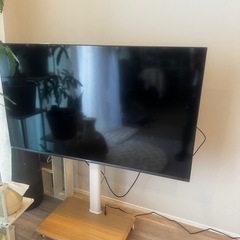 Hisense 液晶テレビ テレビ台付きの画像