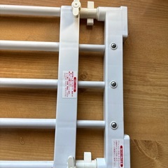 突っ張り棚の画像