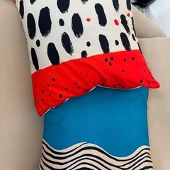 【新品未使用】クッション４個セットの画像