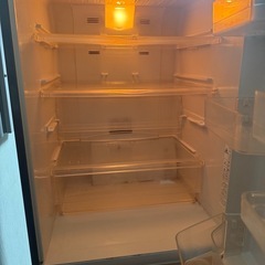 急募、冷蔵庫、ソファーの画像