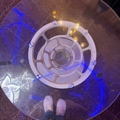 おしゃれなテーブルの画像