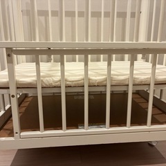 カトージベビーベッド　　60×90cm の画像