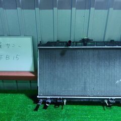 日産 NISSAN サニー ラジエーター FB15の画像