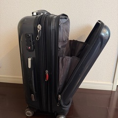 DELSEY スーツケースの画像