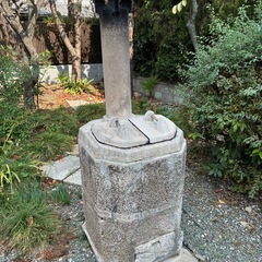 焼却炉(コンクリート製)の画像