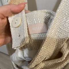 スカート サスペンダー付きの画像