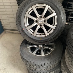 タイヤホイールの画像