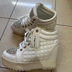 レディース　スニーカーの画像