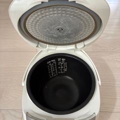 東芝　TOSHIBA IH炊飯器 RC-10HK(W)の画像