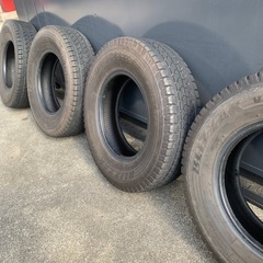 ブリヂストン　スタッドレス　175R13 8PRの画像