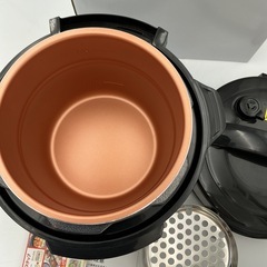 電気圧力鍋プレッシャーキングプロの画像
