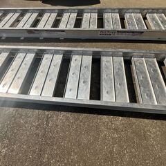 【良品】アルミブリッジ 軽トラ 農業 軽量 高強度 乗り降りスムーズの画像