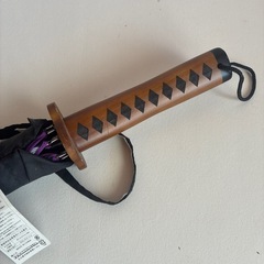 またまた値下げ‼️新品未使用戦国傘２本で400円！の画像