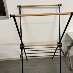 M145　デザイン　室内物干しX型　ブラックの画像