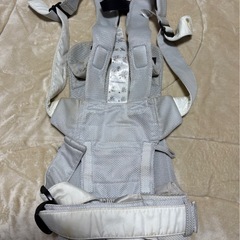 ベビービョルン抱っこ紐【新生児〜36ヶ月】の画像