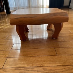 ローテーブル   花台
の画像