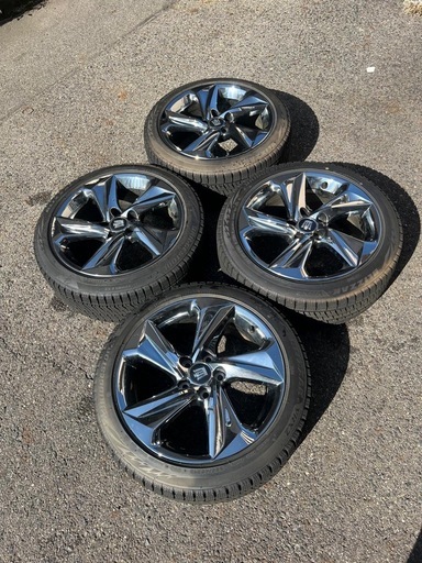 225/45R18クラウンアスリートメッキホイール4本セットスタッドレスタイヤ付き❗️