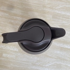 サーモス 軽量ステンレスポット 1.5L 卓上 魔法びん保温保冷の画像