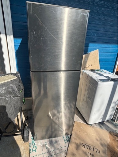 Z#401 動作品 SHARP 冷蔵庫 225L 2021年製 SJ-D23F-S 高さ1560×奥行625×幅545 (mm) シャープ 2ドア  シルバー