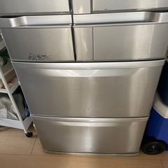 日立冷蔵庫　2010年式　520Lの画像