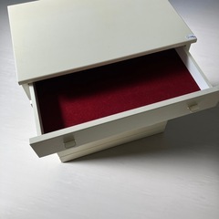 タンス4段上部赤の画像