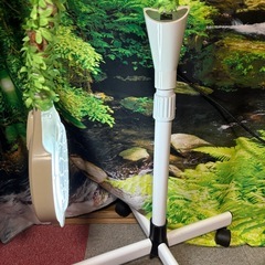 拡大レンズ付き スタンドライト (LED タイプ) ホワイトの画像