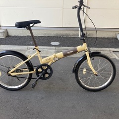 折りたたみ自転車の画像