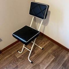 折りたたみ クッション 椅子 チェア 黒 ブラック パイプの画像