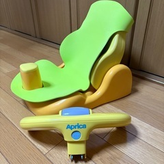 Aprica ベビーバスチェア
の画像