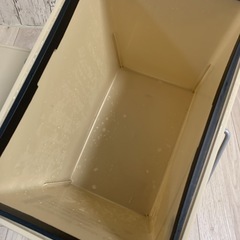 ❤️断捨離早い者勝ち　オシャレなゴミ箱　洗剤にて洗い済み　訳ありの画像