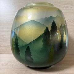 山景色の描かれた陶器 花瓶 壺 インテリア オブジェの画像