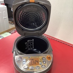 ZOJIRUSHI 象印　IH 炊飯器　炊飯ジャー　5.5合炊き　　2019年製の画像