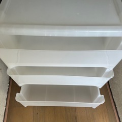 美品✨3段衣装ケースの画像