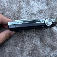 美品✨カシオのデジタルカメラ「EXILIM EX-Z1」の画像