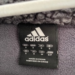 アディダス ベンチコート ブラックの画像