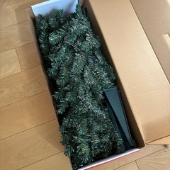 クリスマスツリー　180cm オーナメント付きの画像