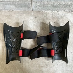 ゼノア（ZENOAH）社のレガース（すね当て）の画像