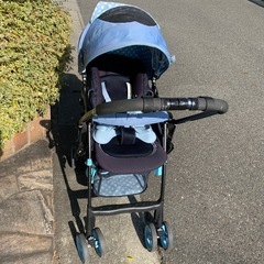 アップリカベビーカー　フライルの画像