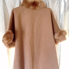 {美品}ポンチョ コートの画像