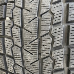 ヨコハマスタッドレスタイヤ　　　　ハリアー
の画像