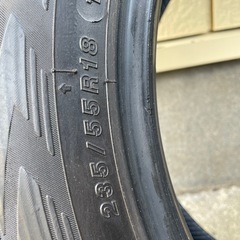 ヨコハマスタッドレスタイヤ　　　　ハリアー
の画像