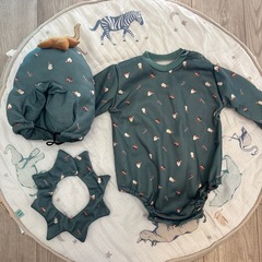 クリスマスツリー着ぐるみ　の画像