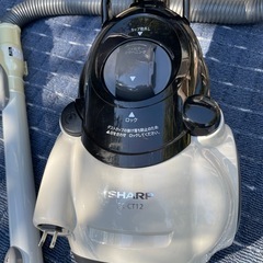 サイクロン式掃除機　SHARPの画像