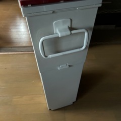 ゴミ箱の画像