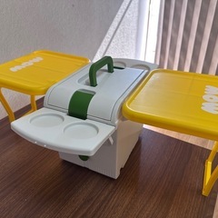 MOW (モウ) オリジナル クーラーボックス (テーブル付き)の画像