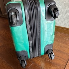 スーツケースの画像