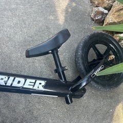 ストライダー ⚫︎キッズ自転車🚲の画像