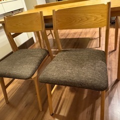 unicoのダイニングチェア　3つの画像