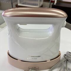 【リサイクルショップ ピカソ 小松原】✨🔥【2019年製！パナソニック 衣類スチーマー NI-FS540 ピンクゴールド調】🔥✨★9447★の画像