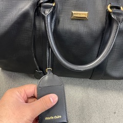 marie claire ブラックボストンバッグの画像